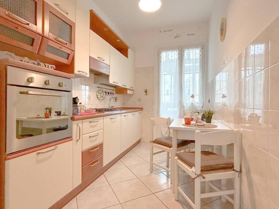 Casa Sopra Il Porto - Crociere 2min - Ospedale Apartment